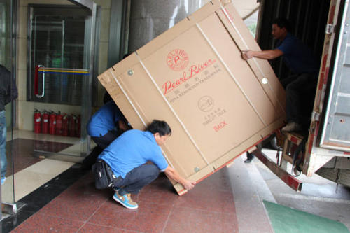 获嘉钢琴贵重工艺品无忧运